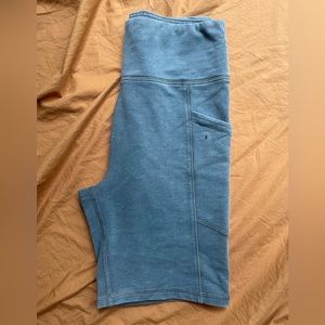 AE Stretchy biker shorts with pockets